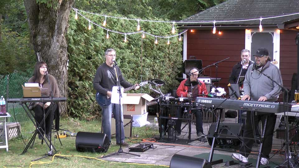 Shades of Grey perform at Marc's cottage on September 9, 2017. This is the first gig for the band since Kelly and Joe joined in February of 2017.